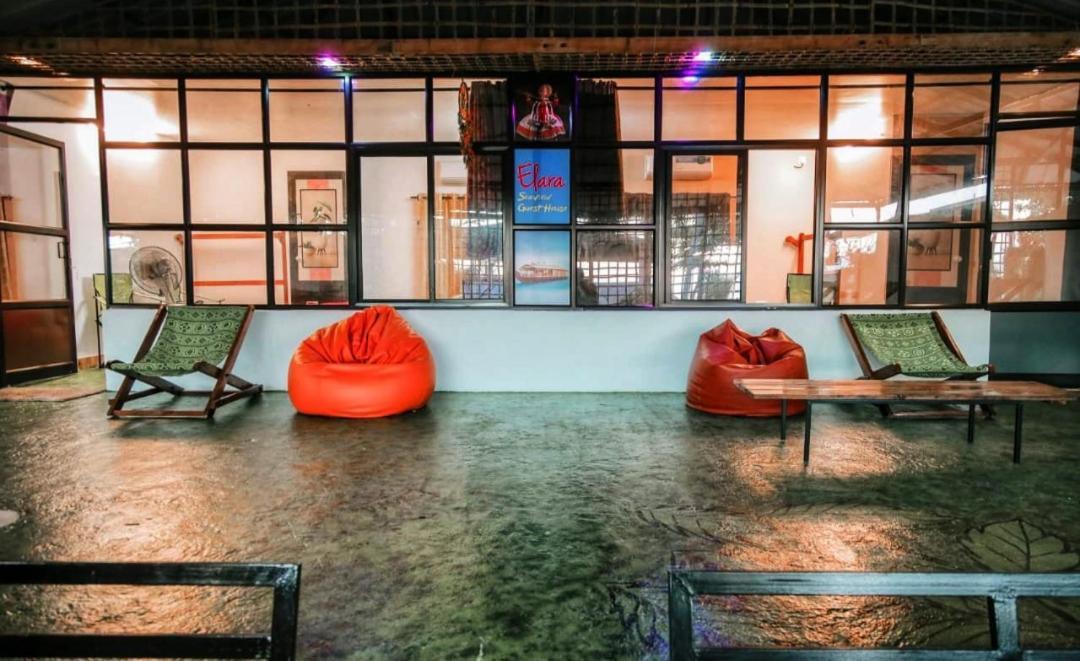 Elara Beach View Homestay アーラップーザ県 エクステリア 写真