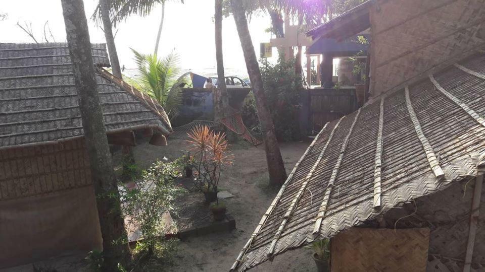 Elara Beach View Homestay アーラップーザ県 エクステリア 写真