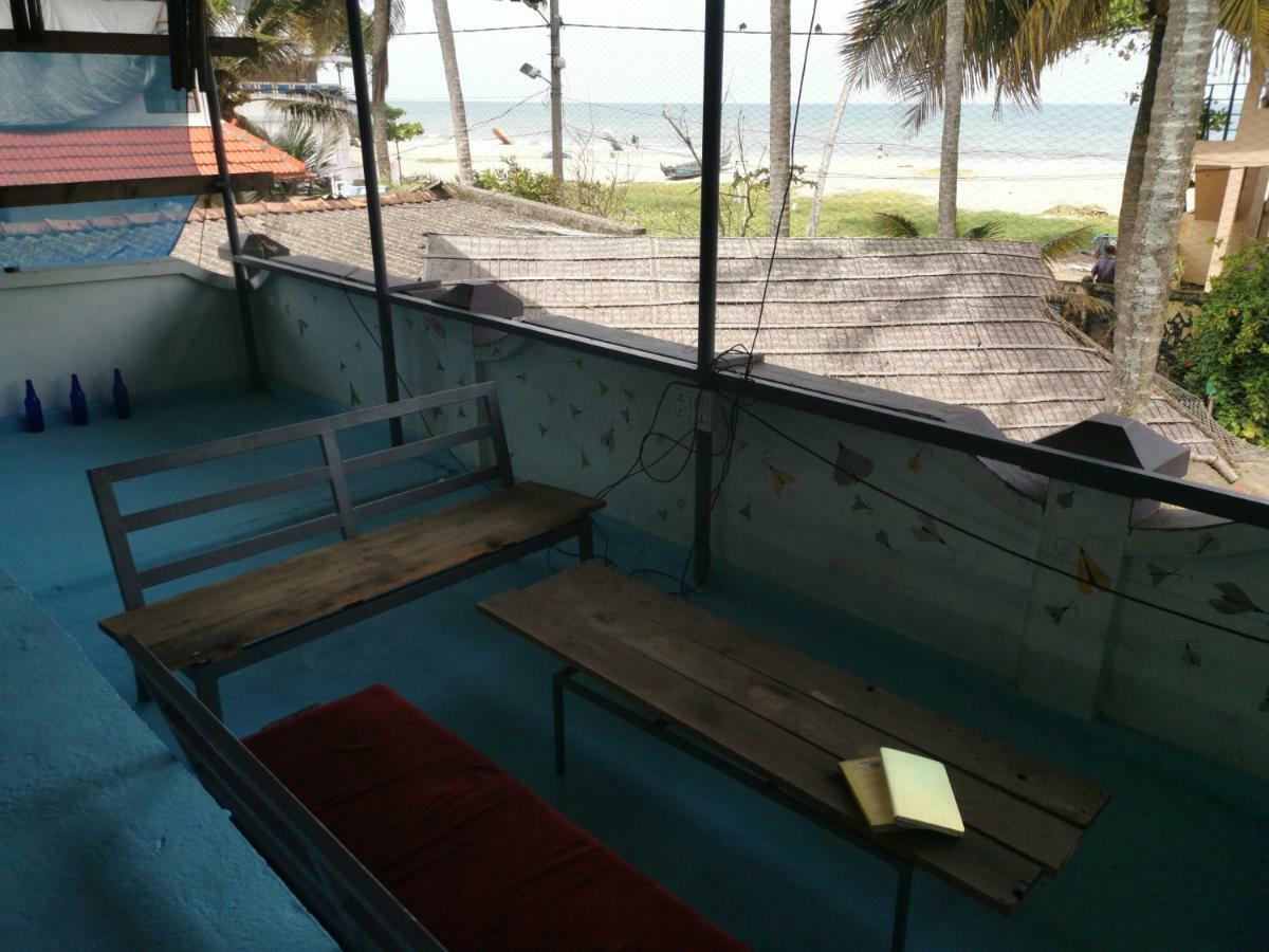 Elara Beach View Homestay アーラップーザ県 エクステリア 写真